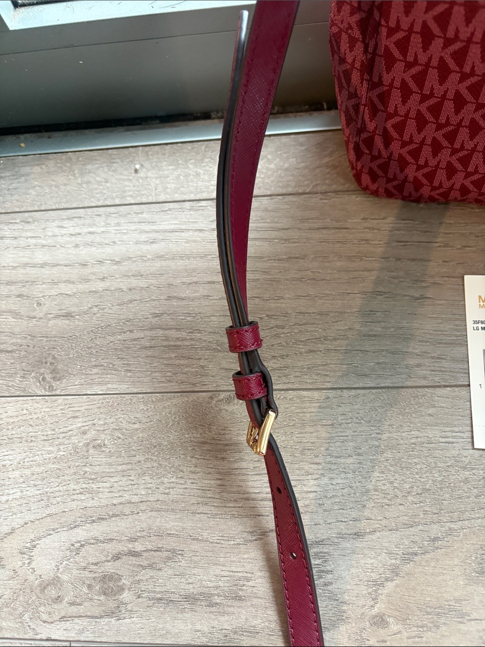 Michael Kors mulberry MK Signature Crossbody Bag with Gold Hardware - Picture 4 of 9
